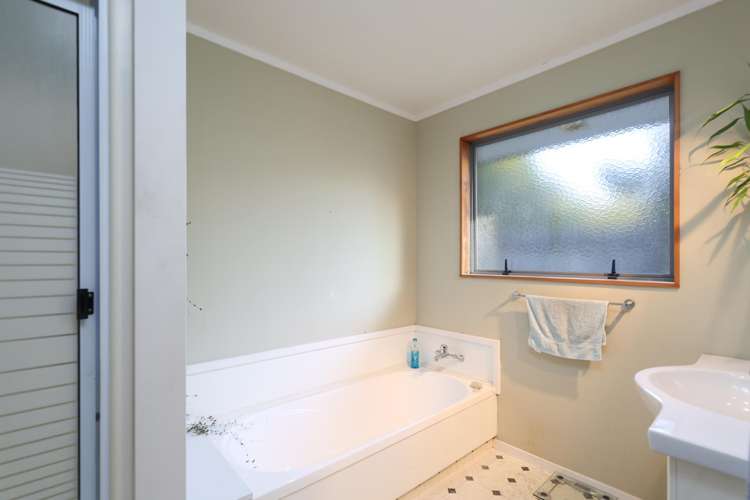 8 Maple Crescent Richmond_10