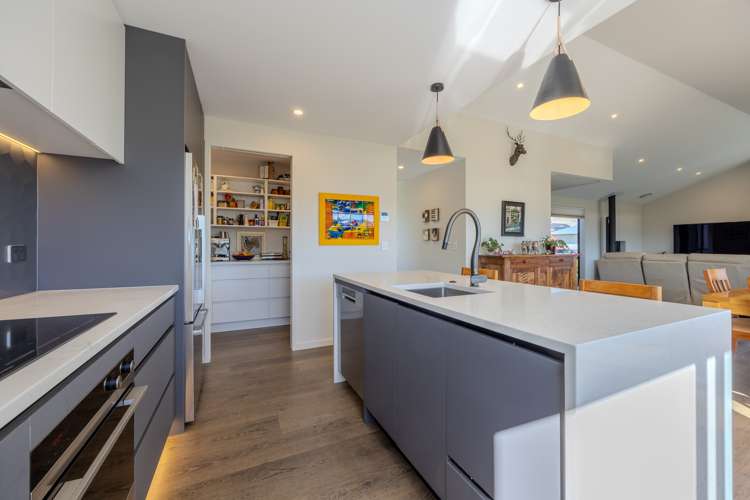 26 Pounamu Avenue Albert Town_11