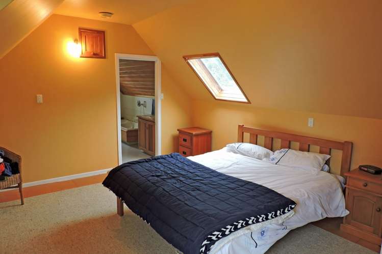 33 Kaihihi Road Okato_9