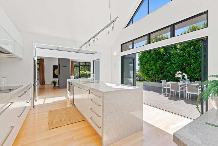 105 Gladstone Road South East Taieri_12
