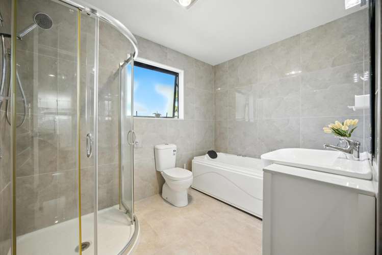 63 Silvana Drive Mission Heights_16