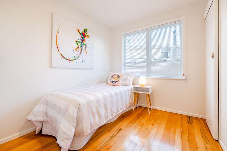 42 Commodore Drive Lynfield_14