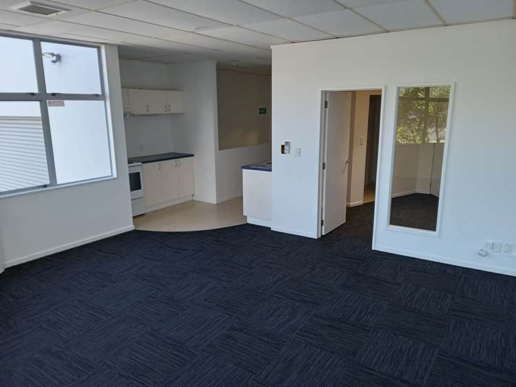 Unit F/12 Saturn Place Rosedale_5