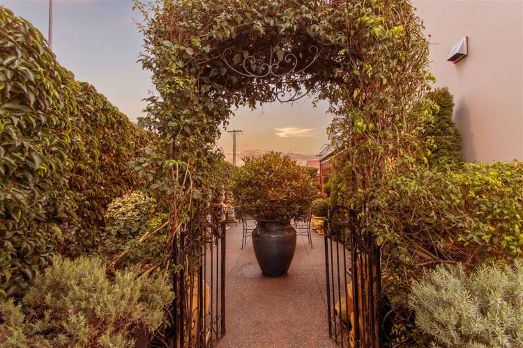 2 Browns Road Saint Albans_22