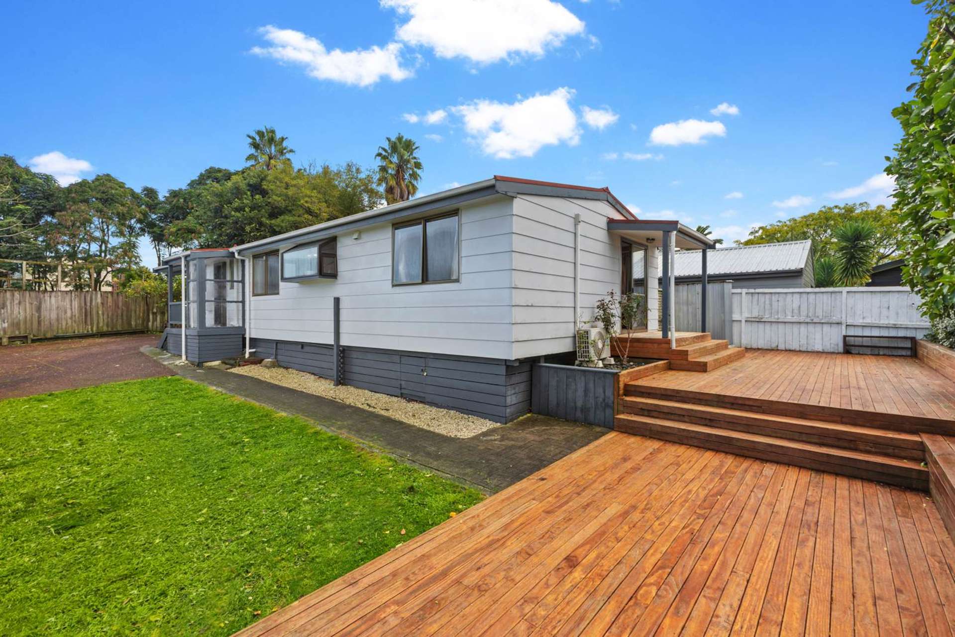 2/14 Gleneagles Grove Wattle Downs_0