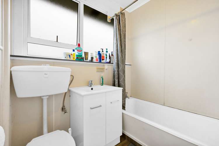 160 Glover Road Hawera_16