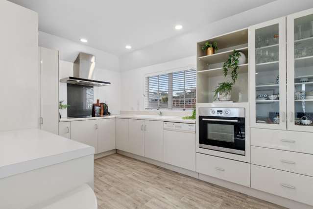 7/38 Percival Avenue Matua_2