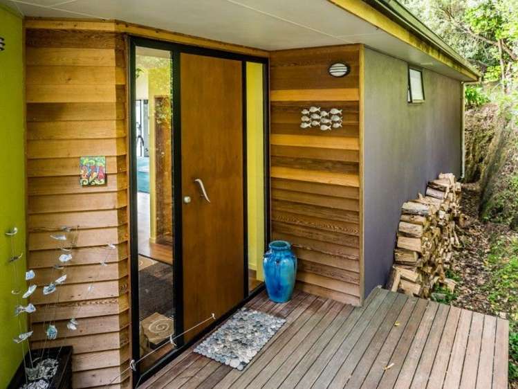 27a Seaview Road Paremata_19