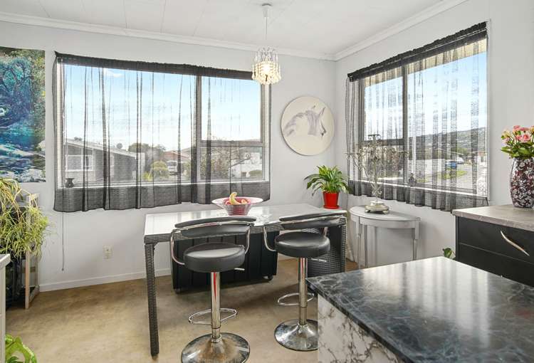 1/12 Cobham Crescent Stoke_12