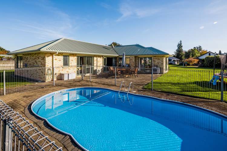 47a Cowley Drive Leamington_30