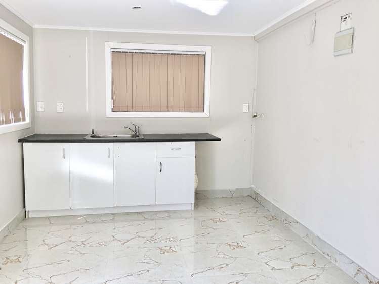 4 Utting Street Birkdale_16