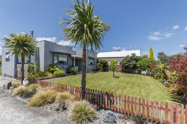 93 Warwick Street Feilding_2