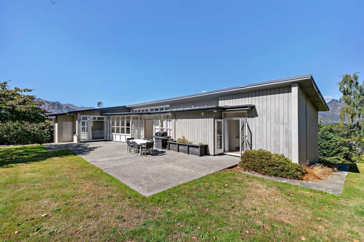 7 Salmond Place Queenstown_7