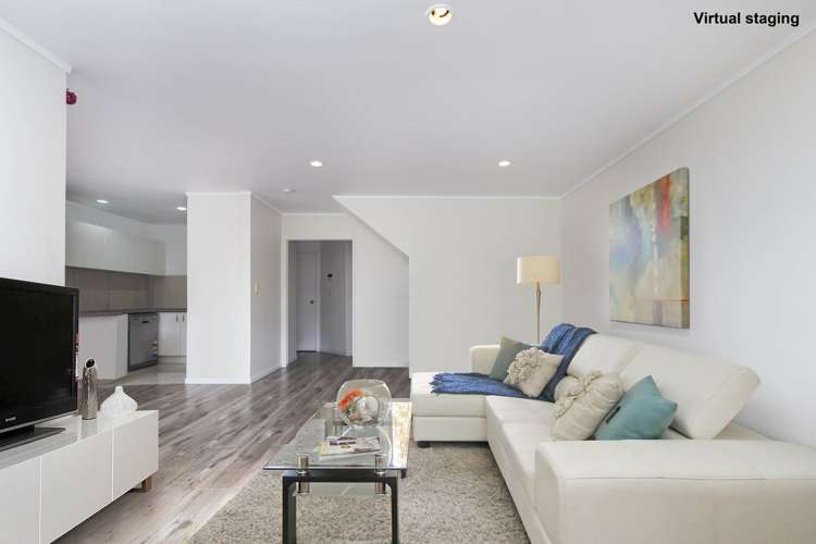 10/61a Birkdale Road Birkdale_2