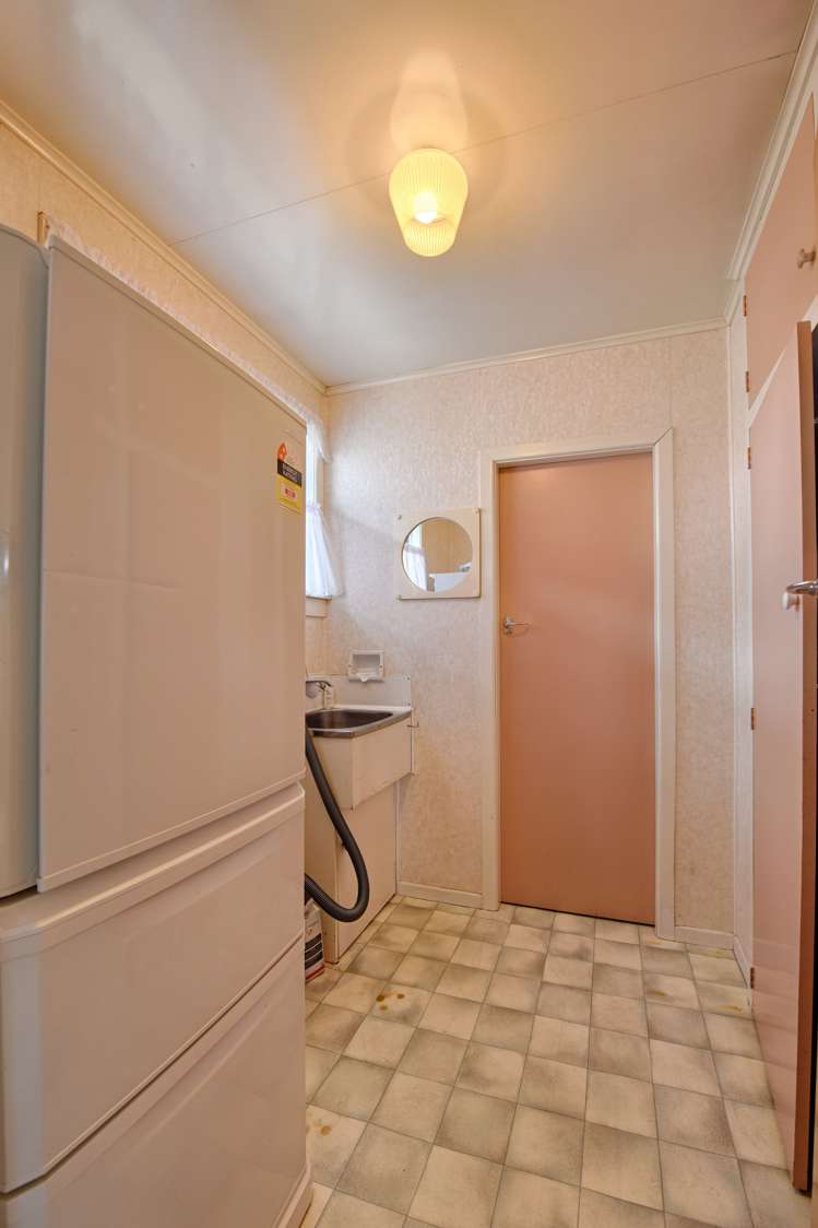 12 Huron Street Gore Surrounds_12