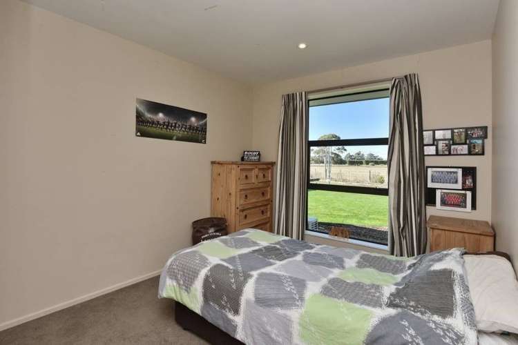 13 Memorys Lane Springston_10