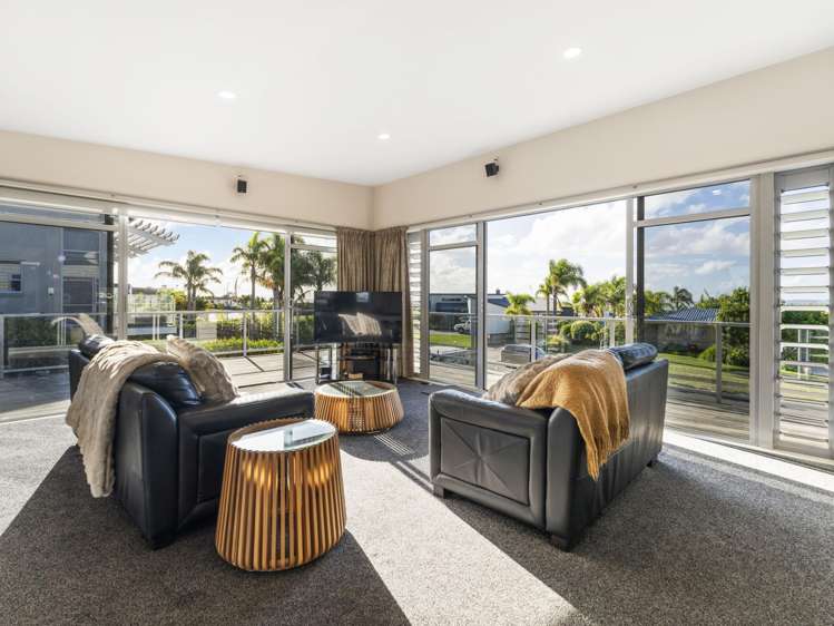 6 Intrepid Crescent Beachlands_6