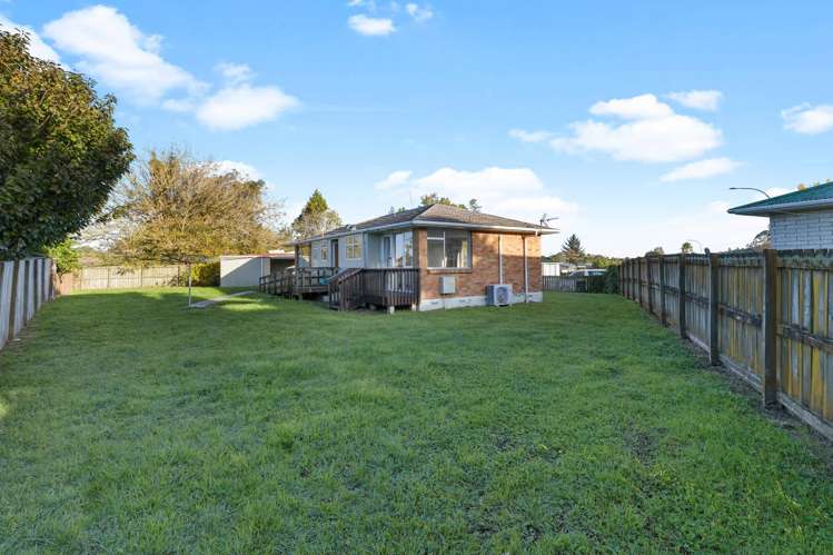 24 Magee Place Chartwell_11