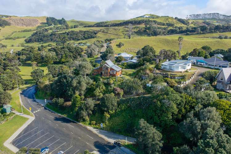 6573 Pouto Road Pouto_38