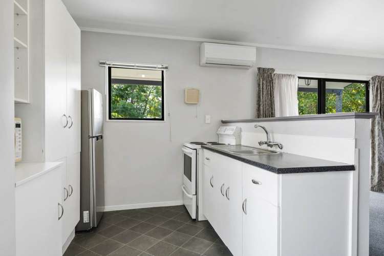 7A & 7 Gleneagles Grove Wattle Downs_21