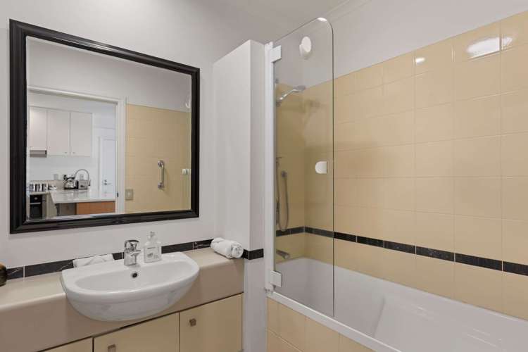 1606/171 Queen Street Auckland Central_11