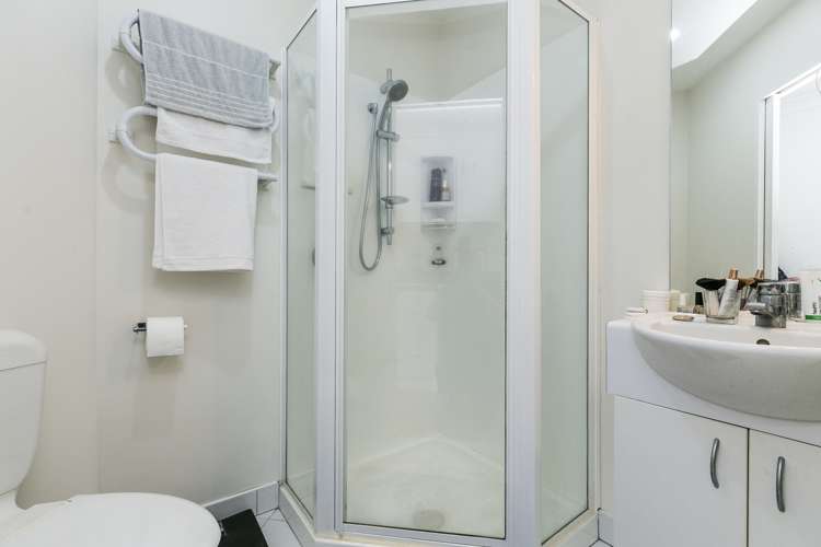 2b/120 The Terrace Wellington Central_5