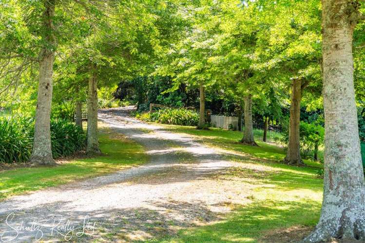 11 Te Pahi River Drive Paparoa_1