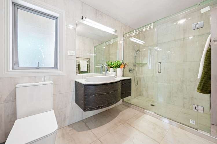 2A Campbell Crescent Epsom_13