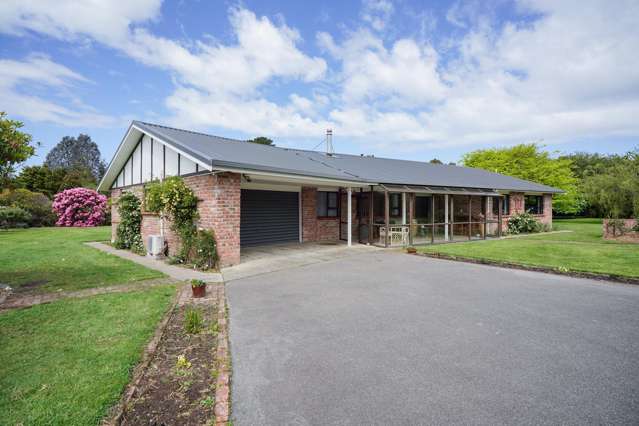 132 Grant Road Otatara_1