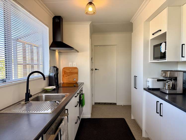 54 Ross Street Grasmere_9