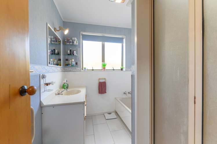 2/18 Arthur Road Hillpark_22