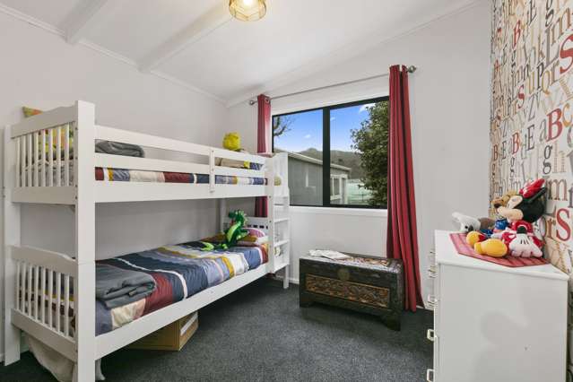 26a Field Street Silverstream_4