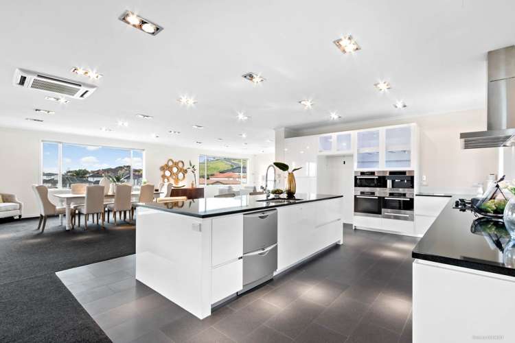 11 Kinmont Rise East Tamaki Heights_16