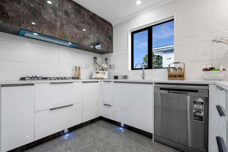 25A Steven Street Mangere East_7