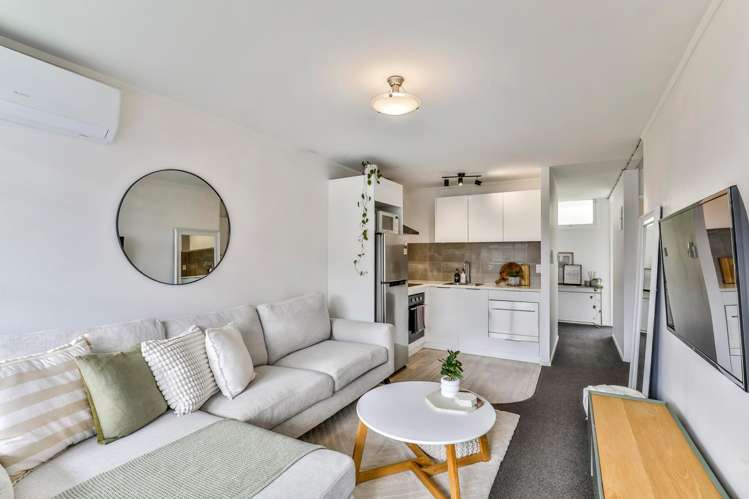 1/11 Don Croot Street_1