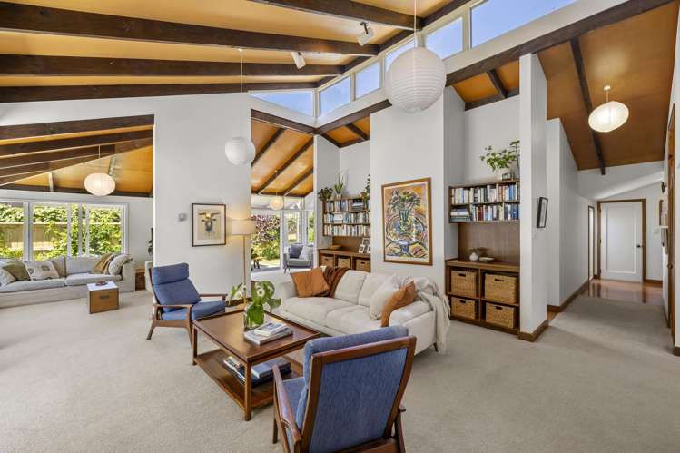 64 Wallis Street Raglan_1