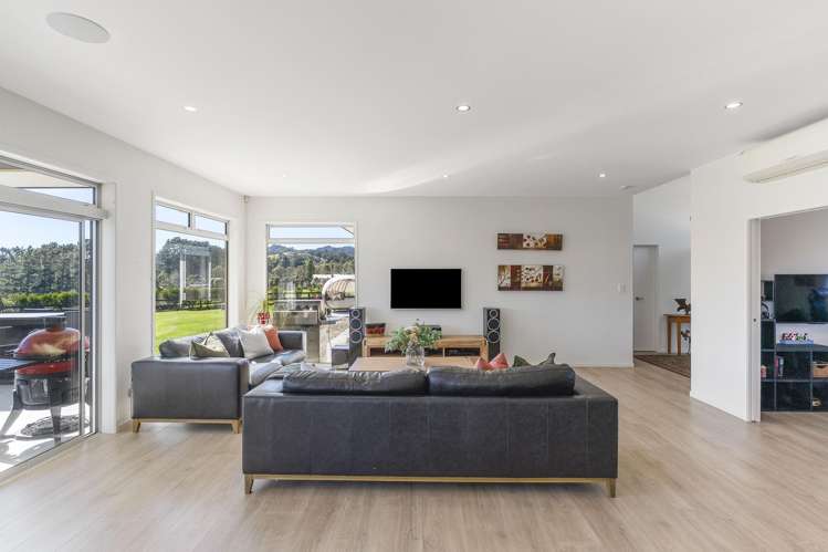 35 Polo Lane Whitford_4