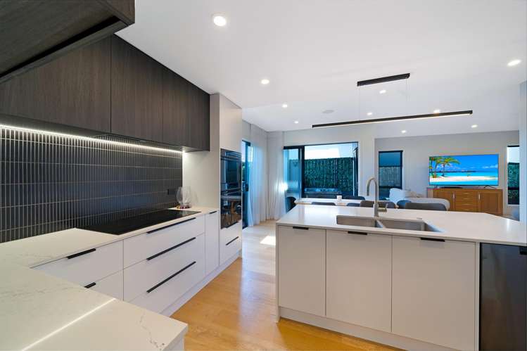 14A Waitemata Road Hauraki_6