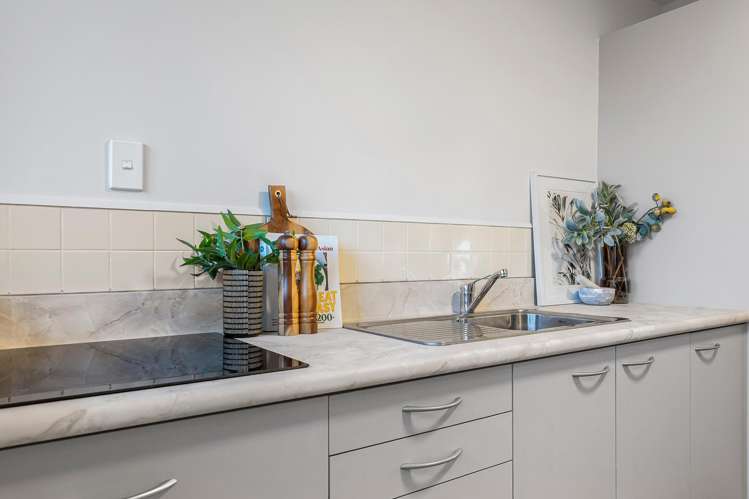 2/20 Oakhampton Street_4
