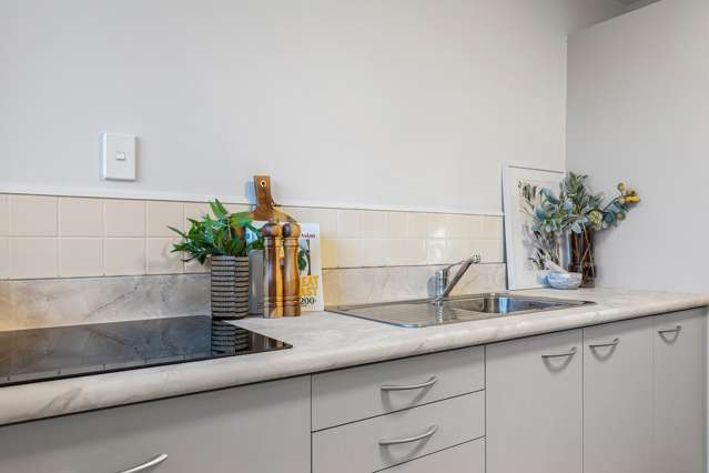 2/20 Oakhampton Street Hornby_4