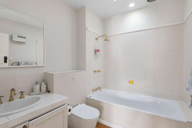 39 Jacksons Road Merivale_17