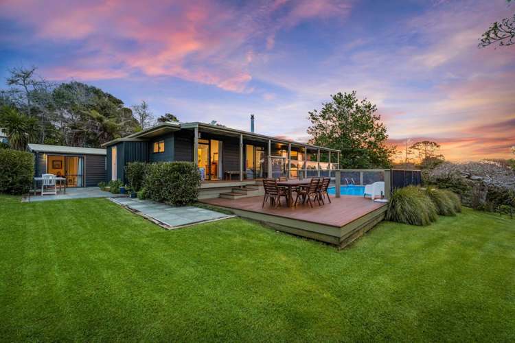 191 Valley Road Waimauku_14