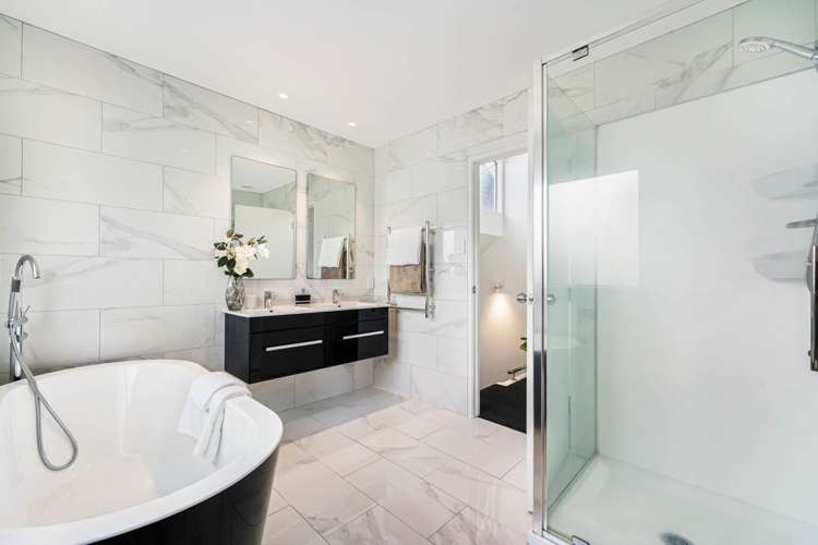 2/34 Cotter Avenue Remuera_12