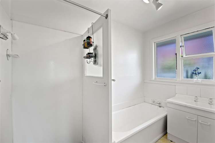 1/10 Bretts Road Saint Albans_6