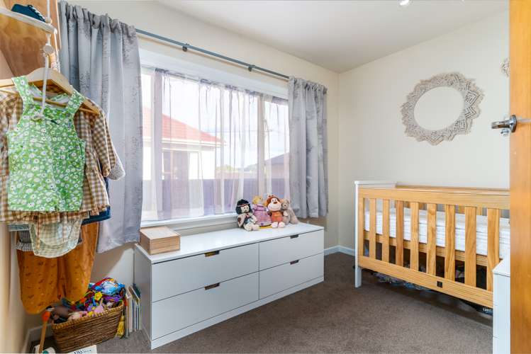 69 Gilberthorpes Road Hei Hei_11