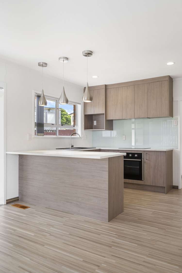 176 Edmonton Road Te Atatu South_29