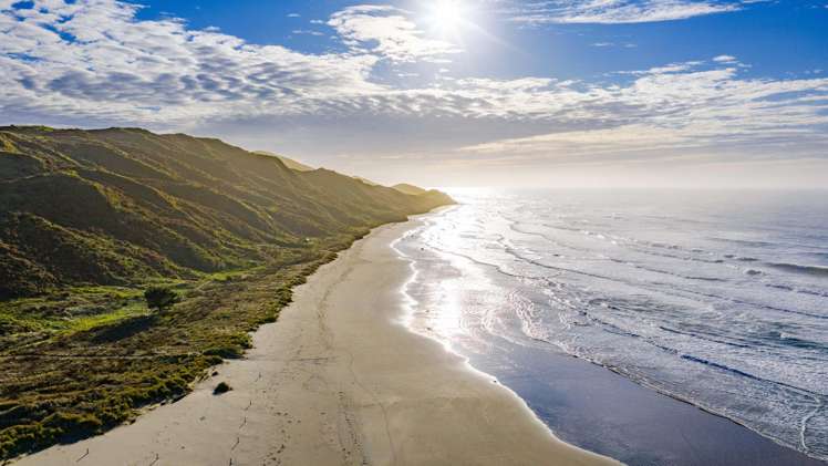 52 Punawaitai Road Pourerere_12