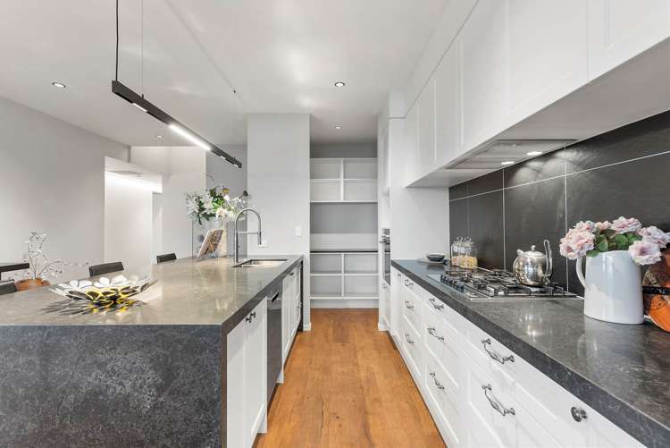 21 Rural View Terrace Pukekohe_6