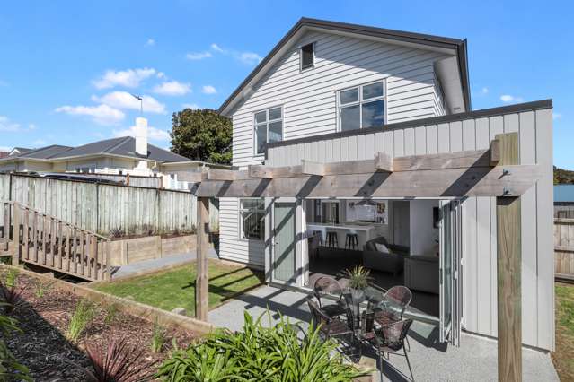 4/1 Hibiscus Avenue Hamilton Lake_1