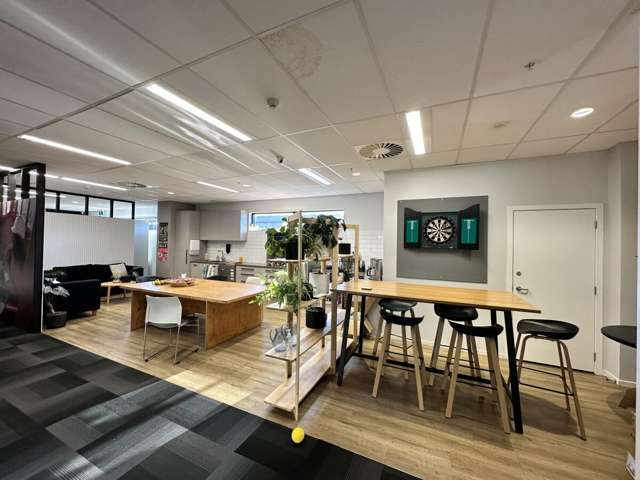 Level 1, 48 Maki Street Westgate_4